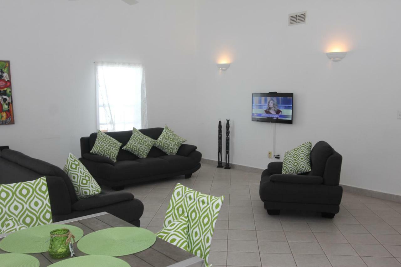 The White House Villa Jolly Harbour Ngoại thất bức ảnh